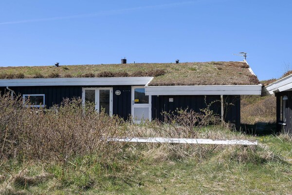 Vrijstaand vakantiehuis bij Saltum met whirlpool, sauna en duinuitzicht op 200m van zee - thumbnail 1