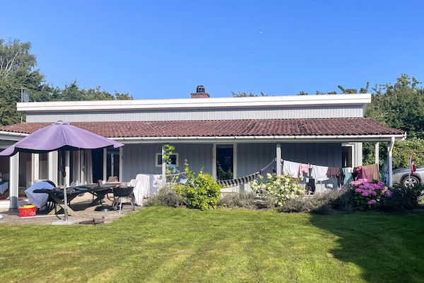 Vakantiehuis op slechts 250 m van zee in Dannemare - thumbnail 1