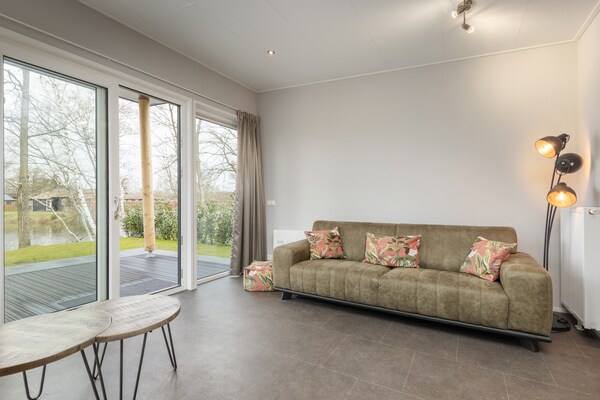 Luxe vakantielodge met airco op Recreatiepark Tolplas, huisdieren welkom - thumbnail 2