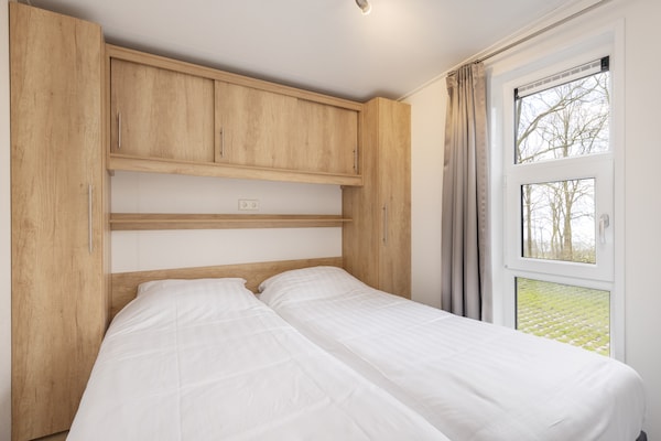 Luxe vakantielodge met airco op Recreatiepark Tolplas, huisdieren welkom - thumbnail 5