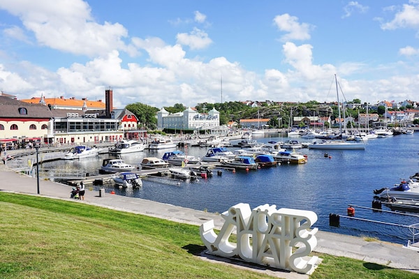 Sfeervol vakantiehuis midden in de natuur van Strömstad - thumbnail 6