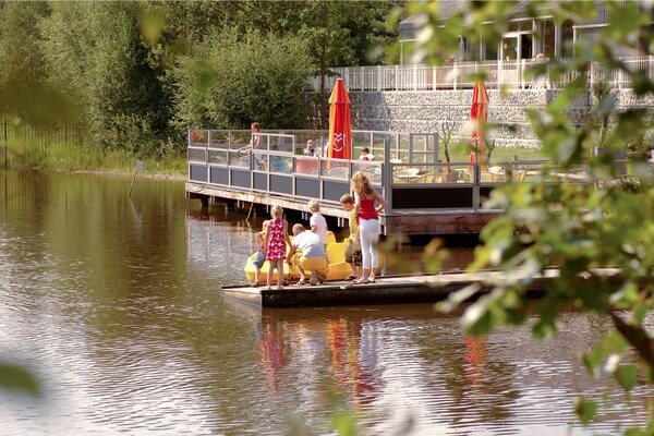 Stijlvol vrijstaand boshuis met 2 slaapkamers op Bospark 't Wolfsven - thumbnail 3