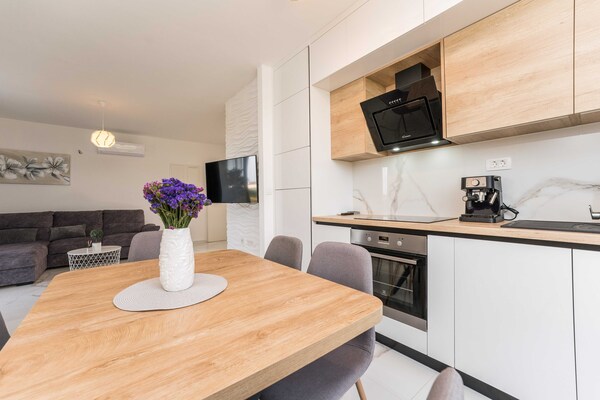 5-persoons appartement in Bibinje op 700m van het strand - thumbnail 5