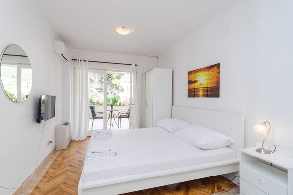 Kompact studio-appartement met balkon op 300 meter van het strand in Dubrovnik - thumbnail 6