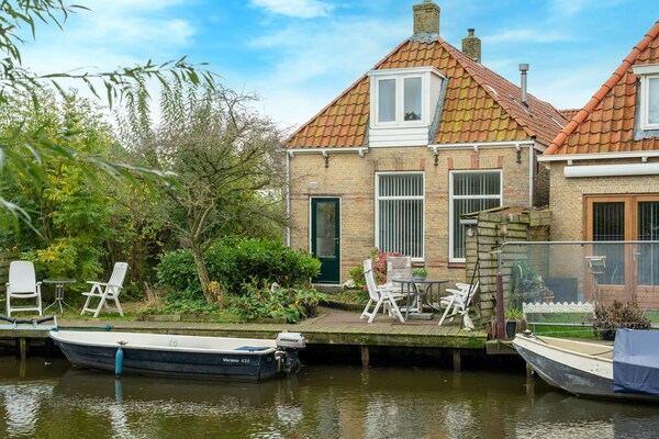 Vrijstaand vakantiehuis in Heeg met aanlegsteiger aan het water - thumbnail 6