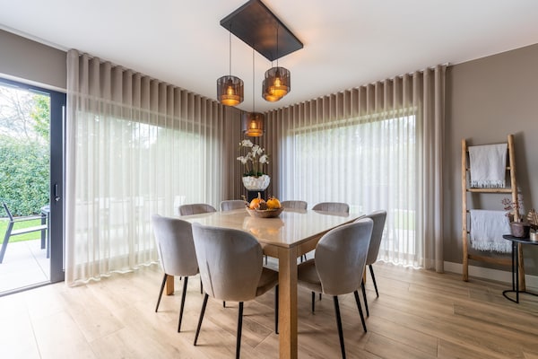 In het centrum van Hamont-Achel: luxe vakantiehuis Beaunita voor 8 personen - thumbnail 3