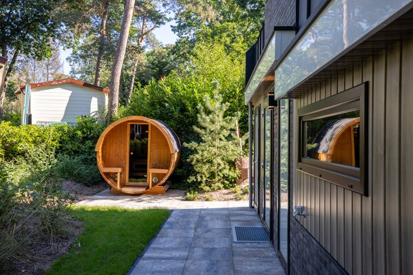 Vrijstaande villa met sauna op de Veluwe voor 10 personen - thumbnail 6