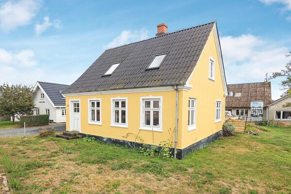 Vrijstaand vakantiehuis met zeezicht op 400m van strand Spodsbjerg - thumbnail 1