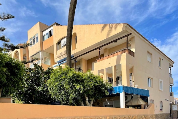 Op 400 m van het strand: Licht appartement in Roquetas de Mar - thumbnail 6