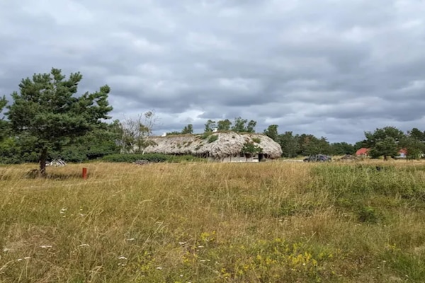 Modern vakantiehuis op Læsø met panoramisch zeezicht op 400m van het strand - thumbnail 3