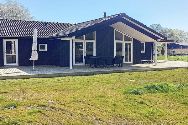 10-persoons vakantiehuis aan zee in Idestrup met sauna en whirlpool - thumbnail 3