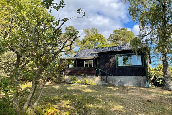 6-persoons vakantiehuis aan zee in Rockneby - thumbnail 1
