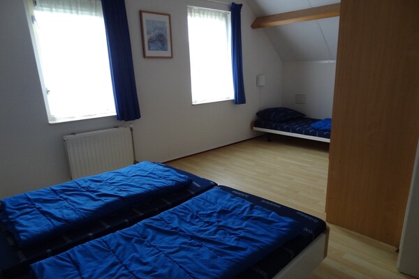 Vrijstaande villa met sauna in Wemeldinge, 300m van zee - thumbnail 5