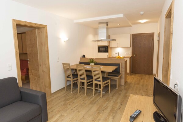 Appartement Anna in Radstadt: direct aan de piste met sauna en boerderijcharme - thumbnail 3