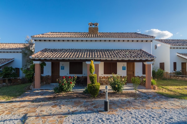 Ruim vakantiehuis voor 6 personen in Pozo Alcón · 90 m² - thumbnail 2