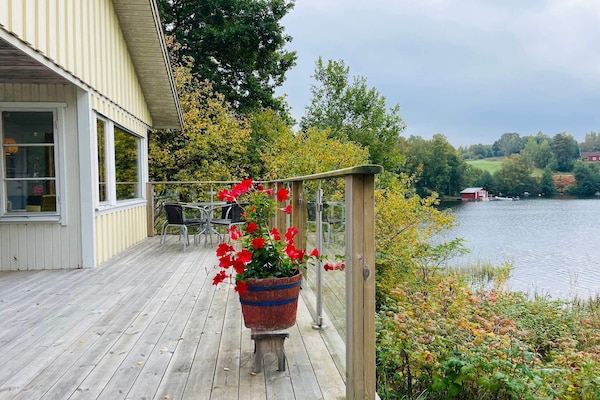 Vakantiehuis aan het Lelång meer met boot en panoramisch uitzicht - thumbnail 5