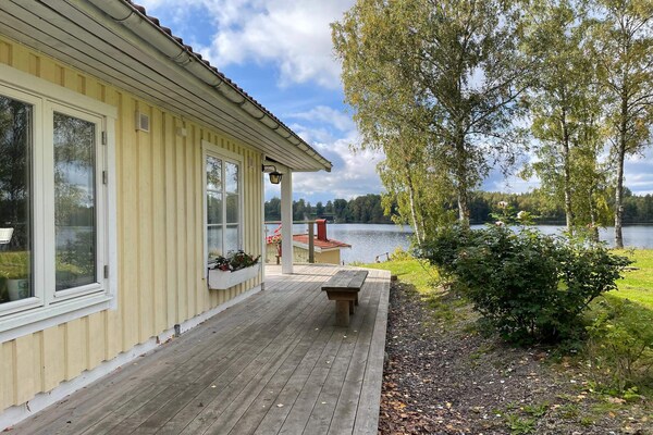 5-persoons vakantiehuis aan het meer in Bengtsfors - thumbnail 6