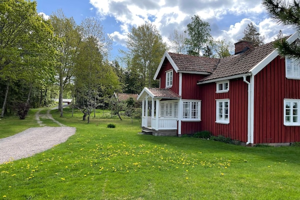 Charmant rood vakantiehuis in landelijke idylle bij Grästorp, Zweden - thumbnail 4