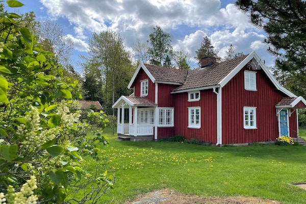 Charmant rood vakantiehuis in landelijke idylle bij Grästorp, Zweden - thumbnail 6