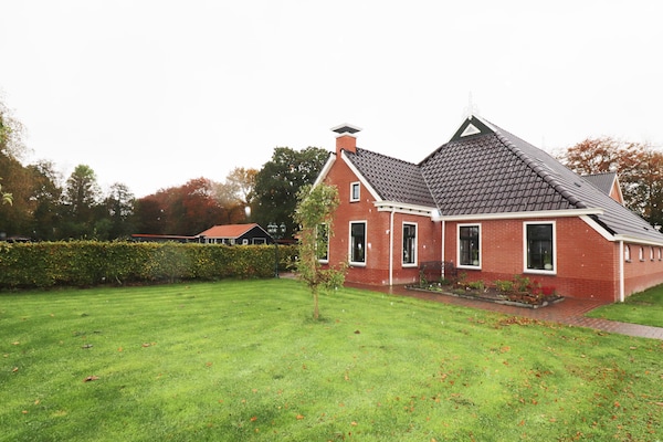 Landelijk appartement Notenbomer in Kornhorn met uitzicht over Groningen - thumbnail 1