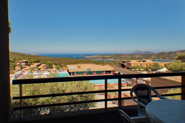 2-persoons appartement in Olbia met privétuin en zeezicht - thumbnail 5