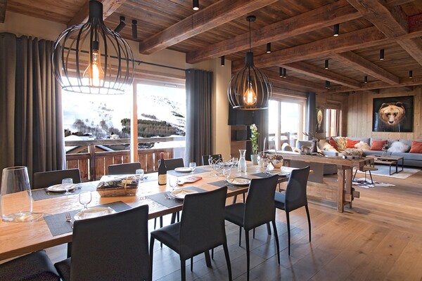 Chalet Le Lys: Luxe 14-persoons chalet met zwembad op 50m van de piste - thumbnail 3