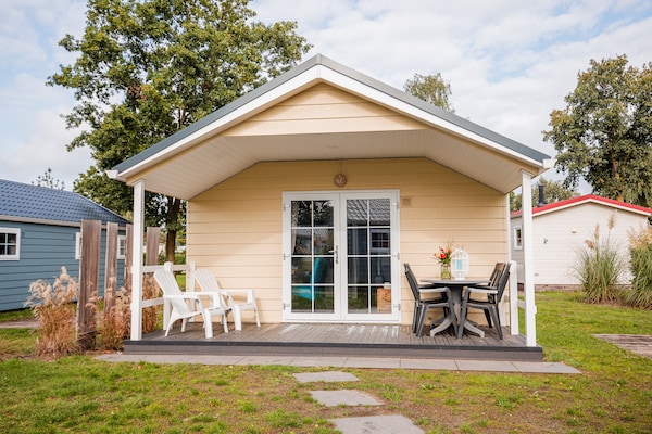 Gezellig chalet op Vakantiepark Leukermeer voor 4 personen in Well - thumbnail 5