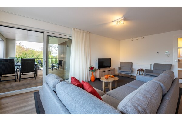 Luxe Loft aan Jachthaven Kamperland: 4 persoons appartement met balkon - thumbnail 1