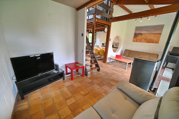 Rustieke bungalow voor 6 aan het Lac de la Vallée de Rabais in Virton - thumbnail 6