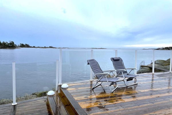 Uniek Zweeds eilandhuis met privéstrand en panoramisch zeezicht op Knekteholmen - thumbnail 5