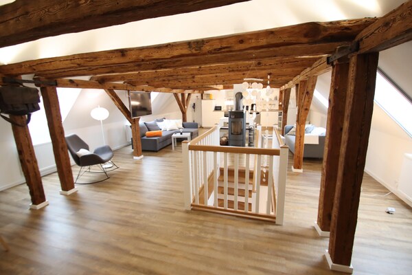 Luxe appartement op boerenerf nabij Plauer See – 100 m², open haard & WLAN - thumbnail 6