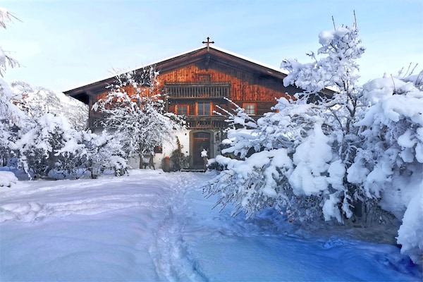 8-persoons vakantiehuis aan de piste in Saalfelden - thumbnail 1