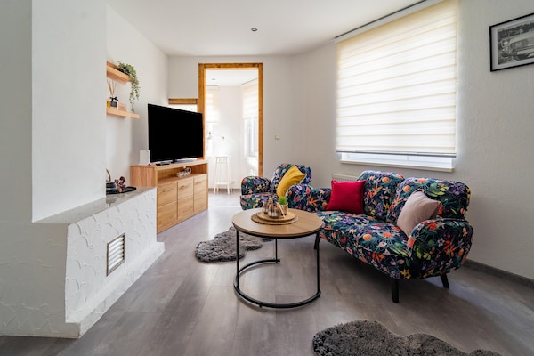 Gerenoveerd appartement aan de rand van het Thüringer Woud in Zella-Mehlis - thumbnail 2