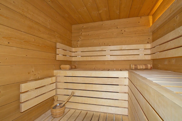 Chalet Le Prestige Lodge: 14-persoons luxe met privézwembad in Les Deux Alpes - thumbnail 6
