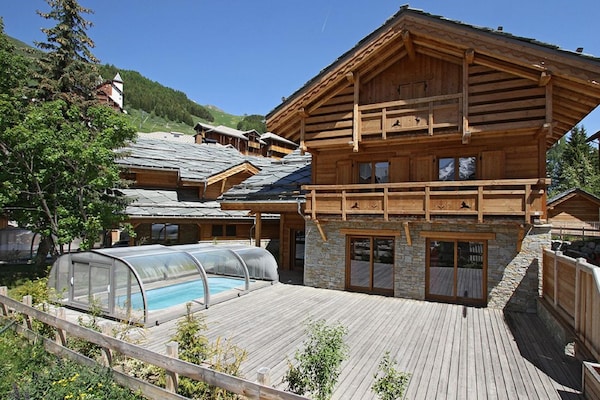 Chalet Le Prestige Lodge: 14-persoons luxe met privézwembad in Les Deux Alpes - thumbnail 1