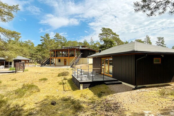 Knus Zweeds vakantiehuisje aan de golfbaan, 600m van zee en strand in Åhus - thumbnail 3