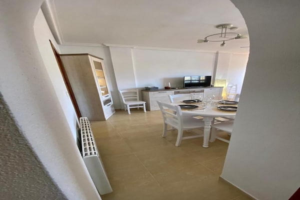 Vrijstaande bungalow met gedeeld zwembad op 3 km van het strand in Torrevieja - thumbnail 5