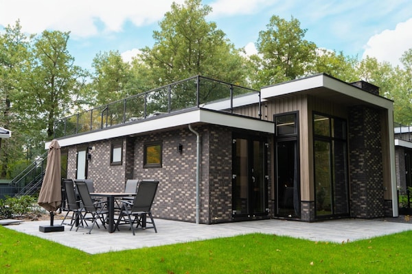 Vrijstaand vakantiehuis met dakterras op De Veluwe, 6 pers. - thumbnail 1