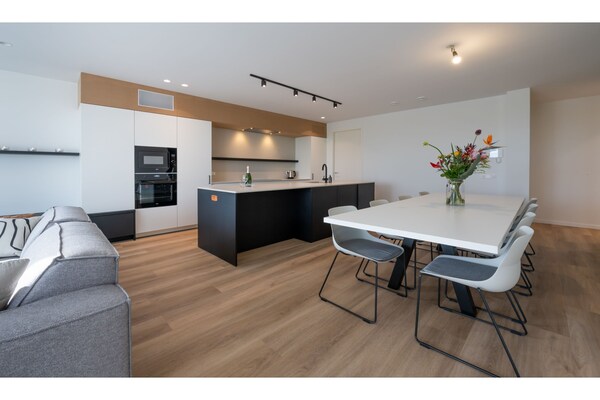 Luxe loftappartement met privé-sauna aan jachthaven Kamperland - thumbnail 3