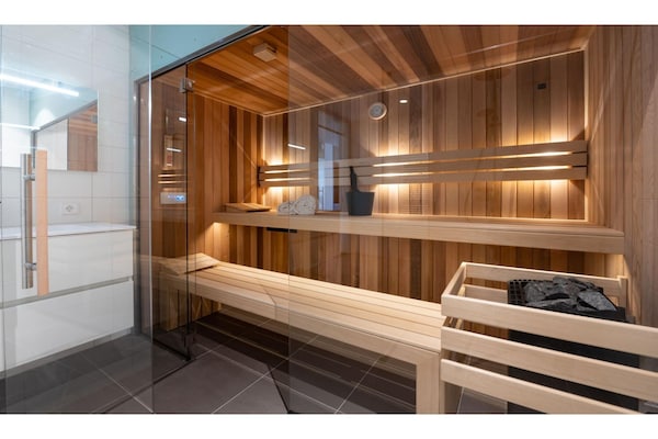 Luxe loftappartement met privé-sauna aan jachthaven Kamperland - thumbnail 5