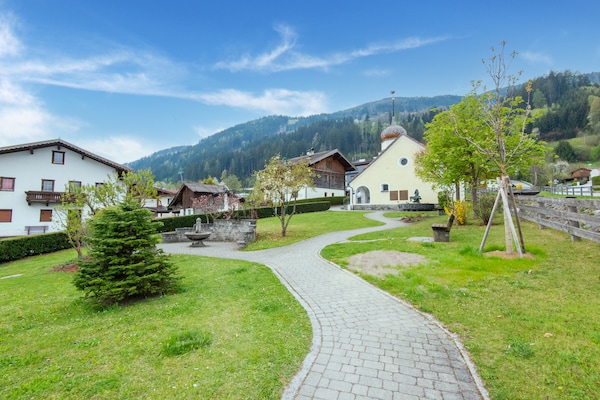Vrijstaand chalet aan de piste in Kaltenbach voor 8 personen - thumbnail 6