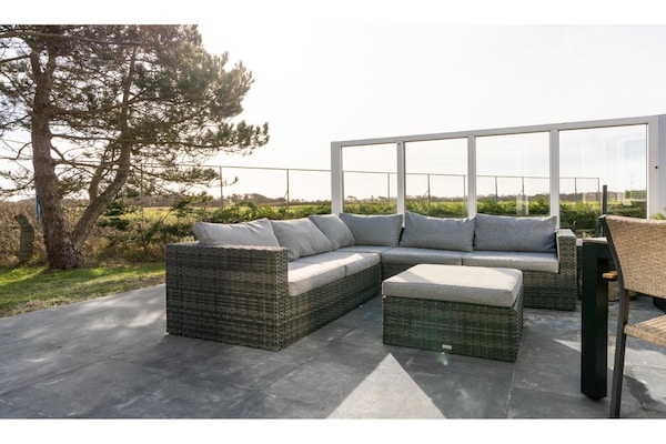 Golfvilla 39 Wellness: Luxe vakantiehuis aan de golfbaan op Ameland - thumbnail 4
