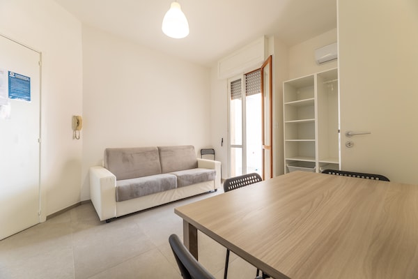 4-persoons appartement aan het strand in Baia Verde - thumbnail 1
