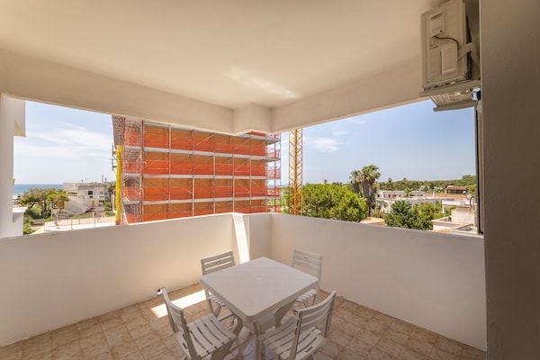 4-persoons appartement aan het strand in Baia Verde - thumbnail 5