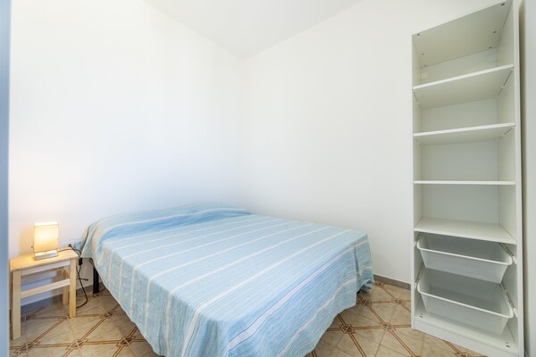 Aan het strand: Licht appartement in Baia Verde voor 3 personen - thumbnail 3
