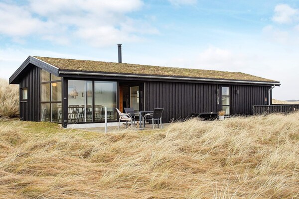 Op 300 m van zee: Charmant vakantiehuis voor 6 personen in Pandrup - thumbnail 1
