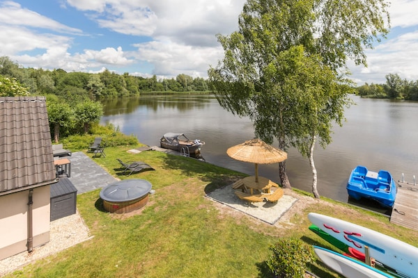 Luxe vrijstaand Lethehuis aan meer met sauna, buitenspa en privétoerboot - thumbnail 3