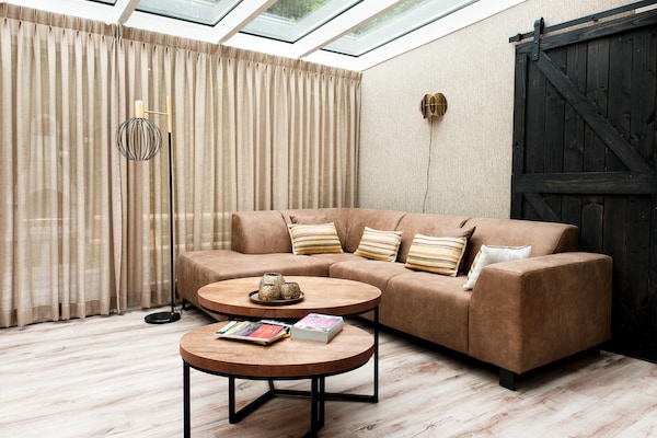 Metbroekhuis Wellness de luxe: sauna, buitenspa en privésteiger aan het meer - thumbnail 2