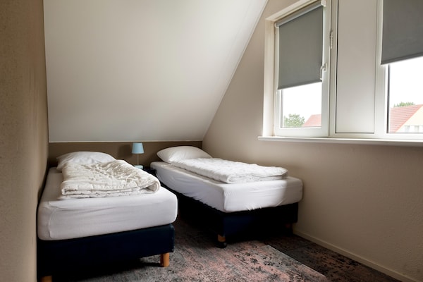 Wellness vakantiehuis met sauna aan het meer in Groningen voor 6 personen - thumbnail 4