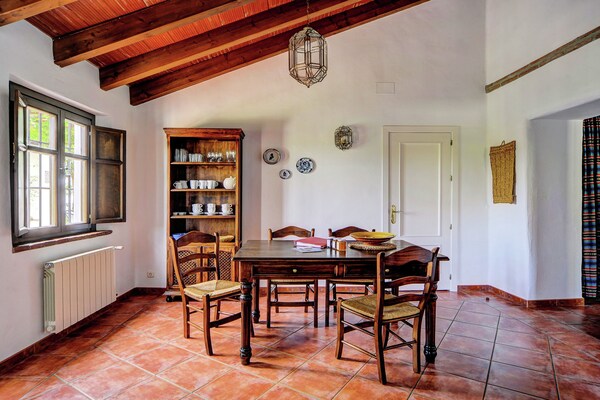 Romantisch vakantiehuis op ecologische finca met zwembad nabij Antequera - thumbnail 3